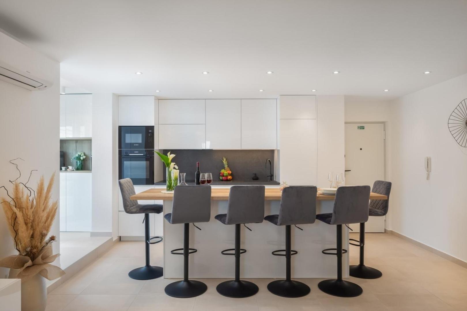 Luxury Apartment Silvery In Split Center With Jacuzzi, Sauna And Parking Luaran gambar